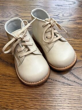 Josmo Baby Unisex First Walker Lace-Up Ankle Boots in Cream Ivory Size 3.5